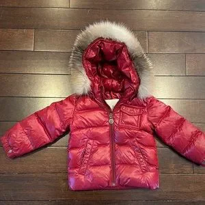 転勤‼️売り切り‼️モンクレール　パーカー　レッド　M Moncler Zubair Jacket in Red | FWRD
